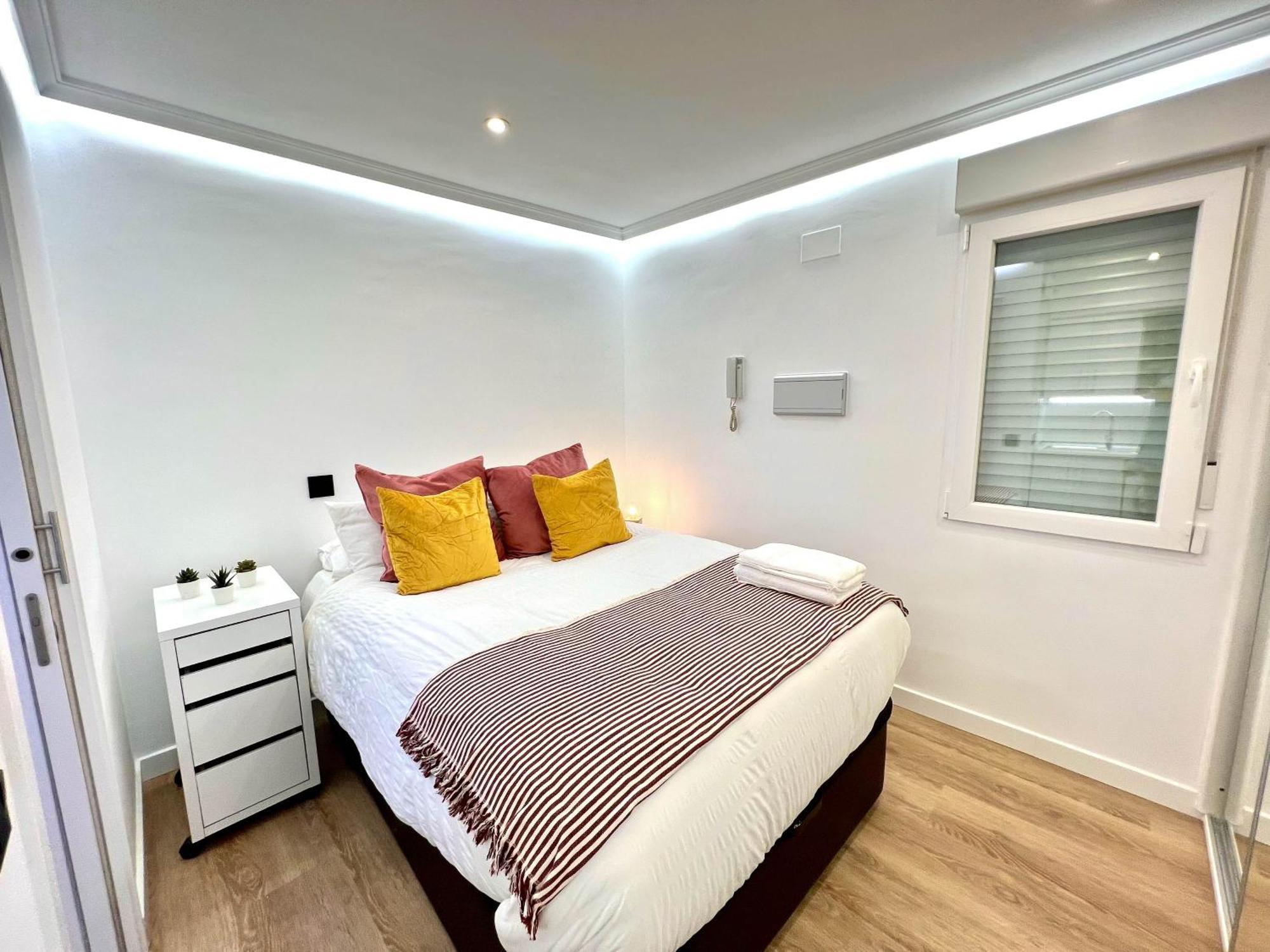 Apartment In The Heart Of Madrid-Piso En Malasana Екстериор снимка