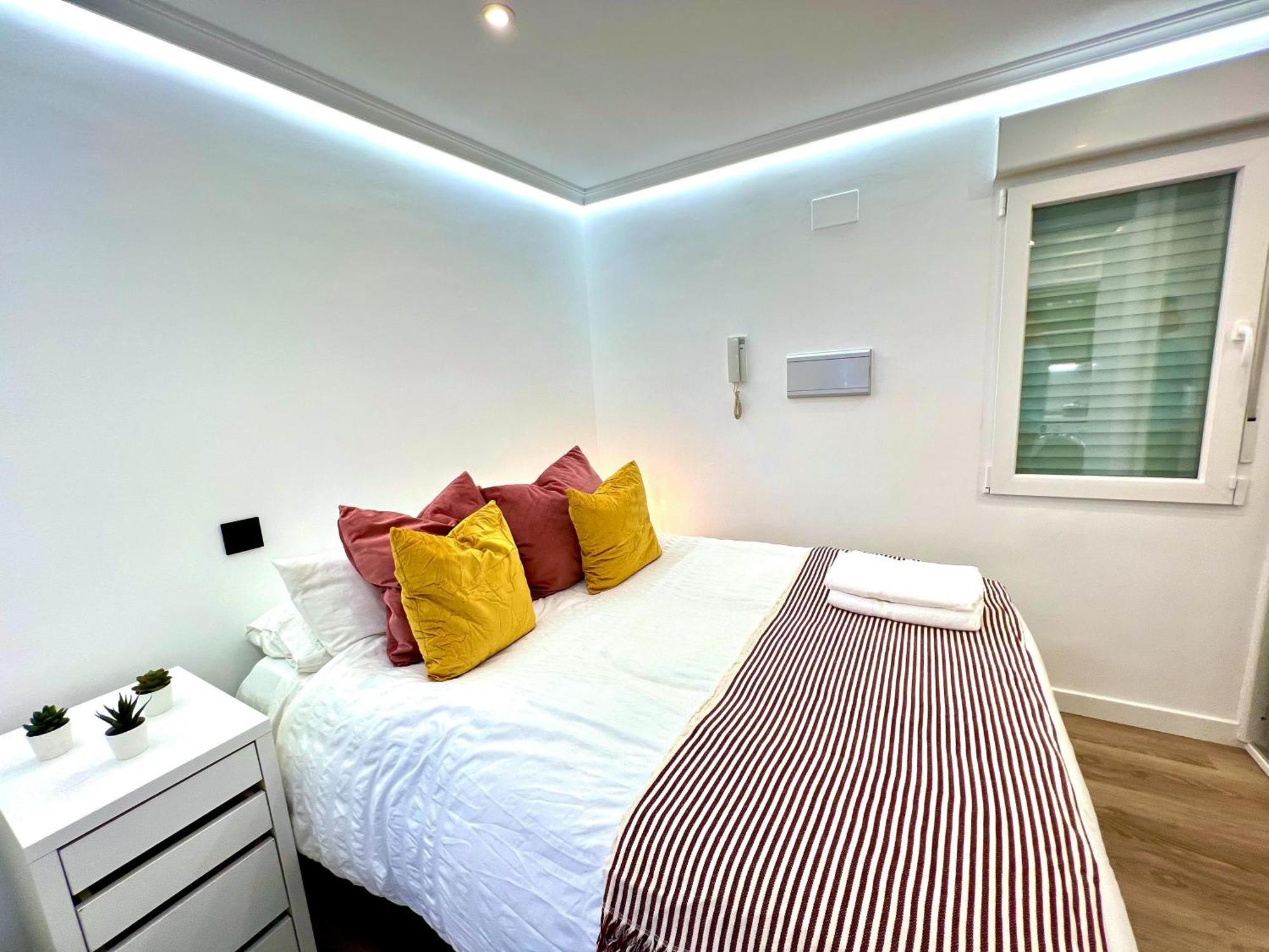 Apartment In The Heart Of Madrid-Piso En Malasana Екстериор снимка