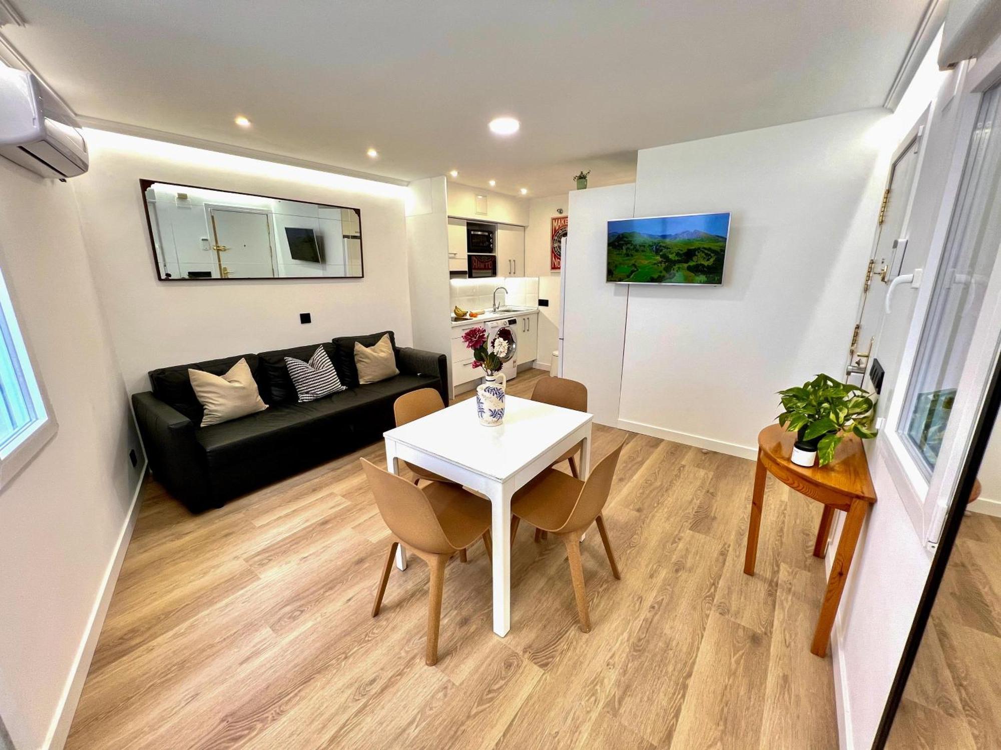 Apartment In The Heart Of Madrid-Piso En Malasana Екстериор снимка