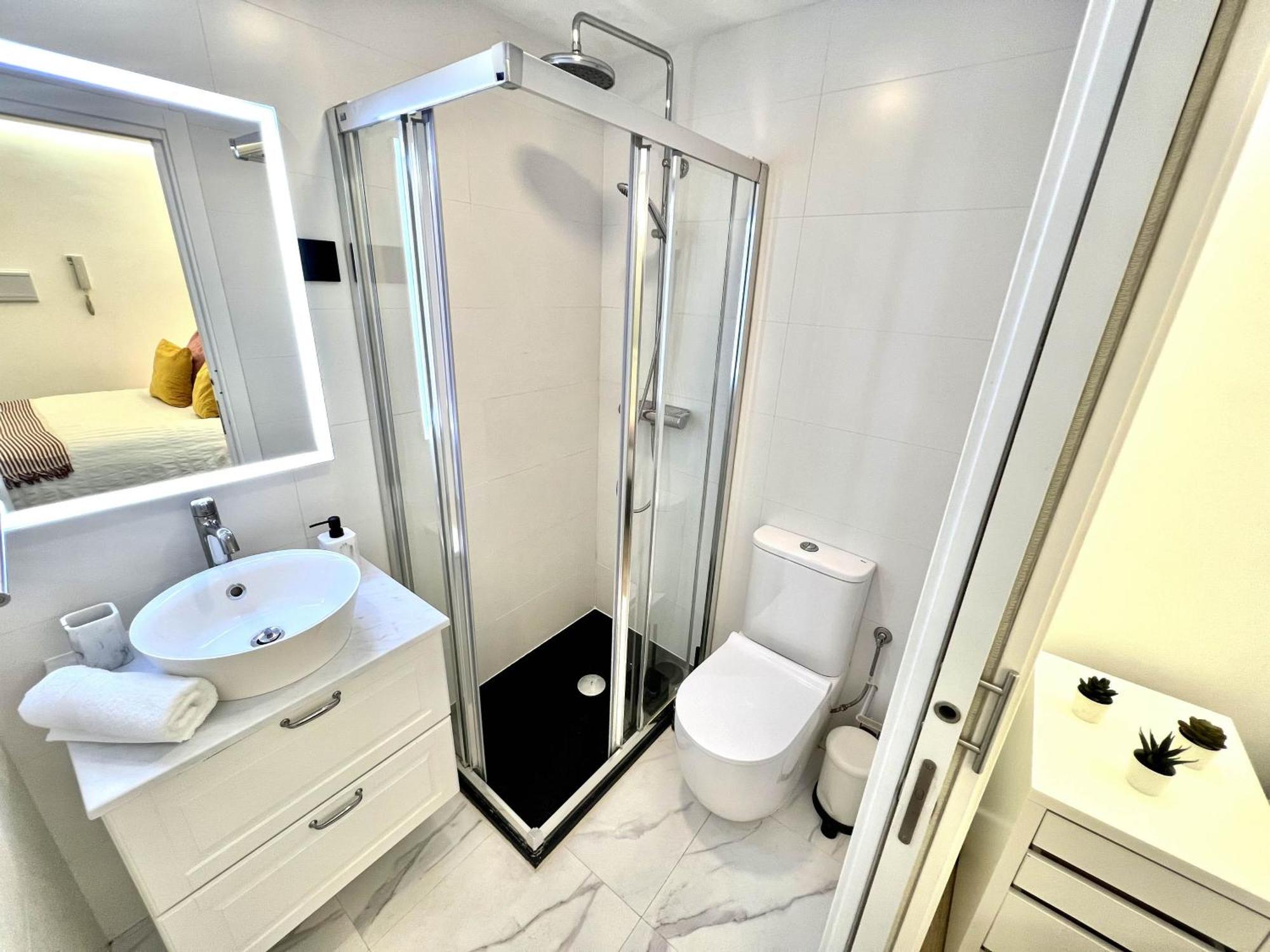Apartment In The Heart Of Madrid-Piso En Malasana Екстериор снимка