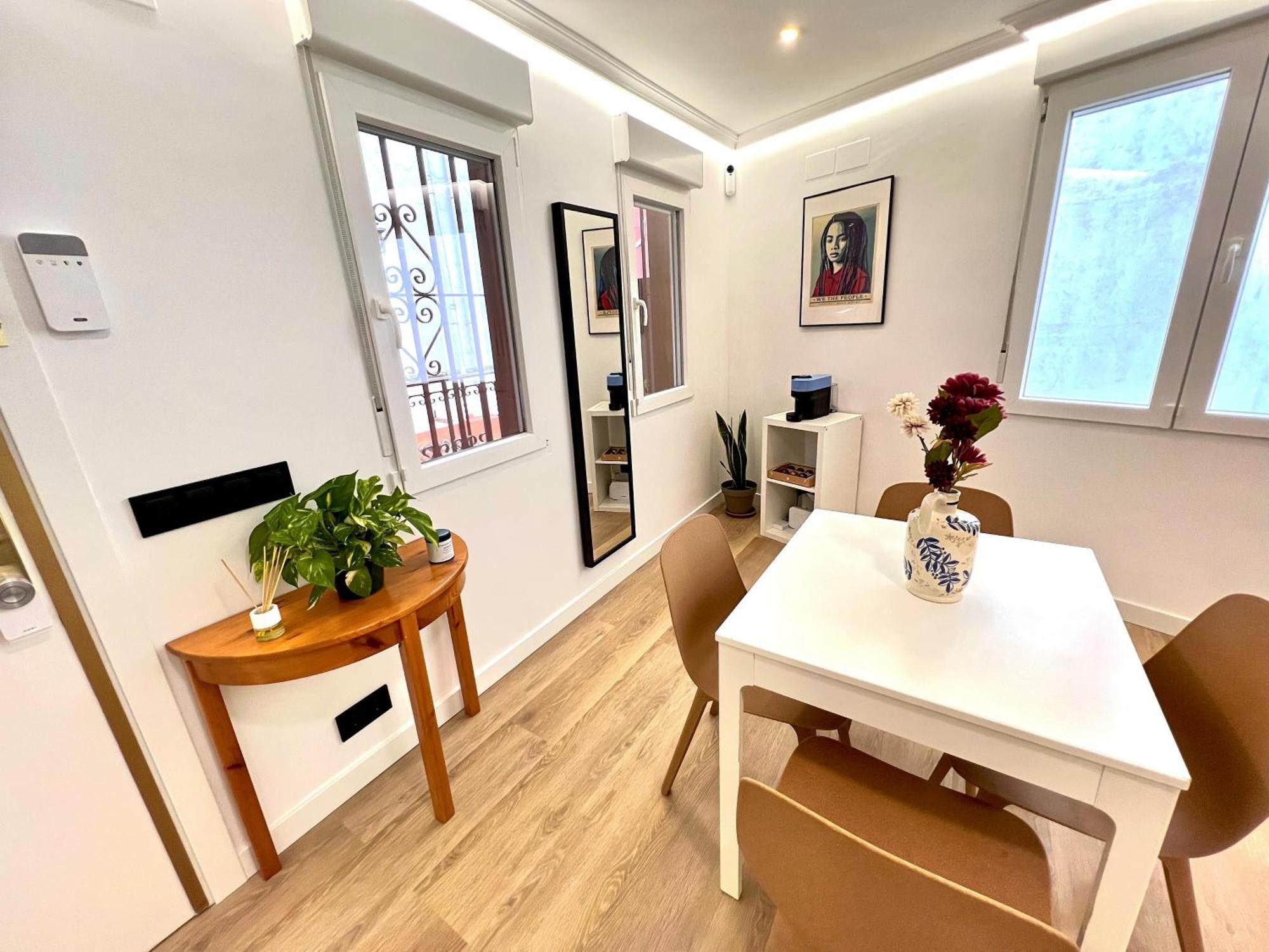 Apartment In The Heart Of Madrid-Piso En Malasana Екстериор снимка